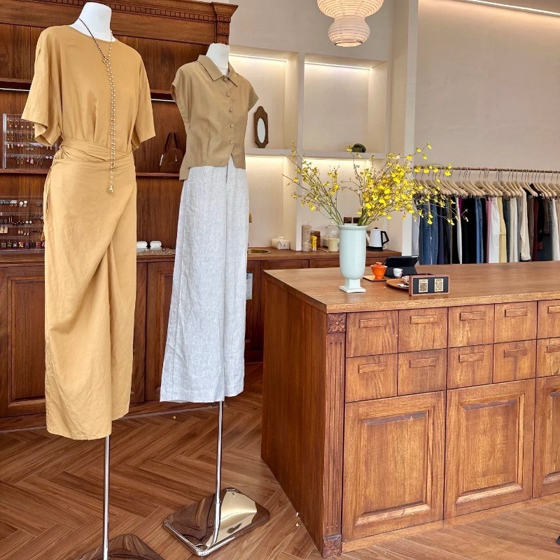 Office Furniture Buyers - Magasin de vêtements page de caisse