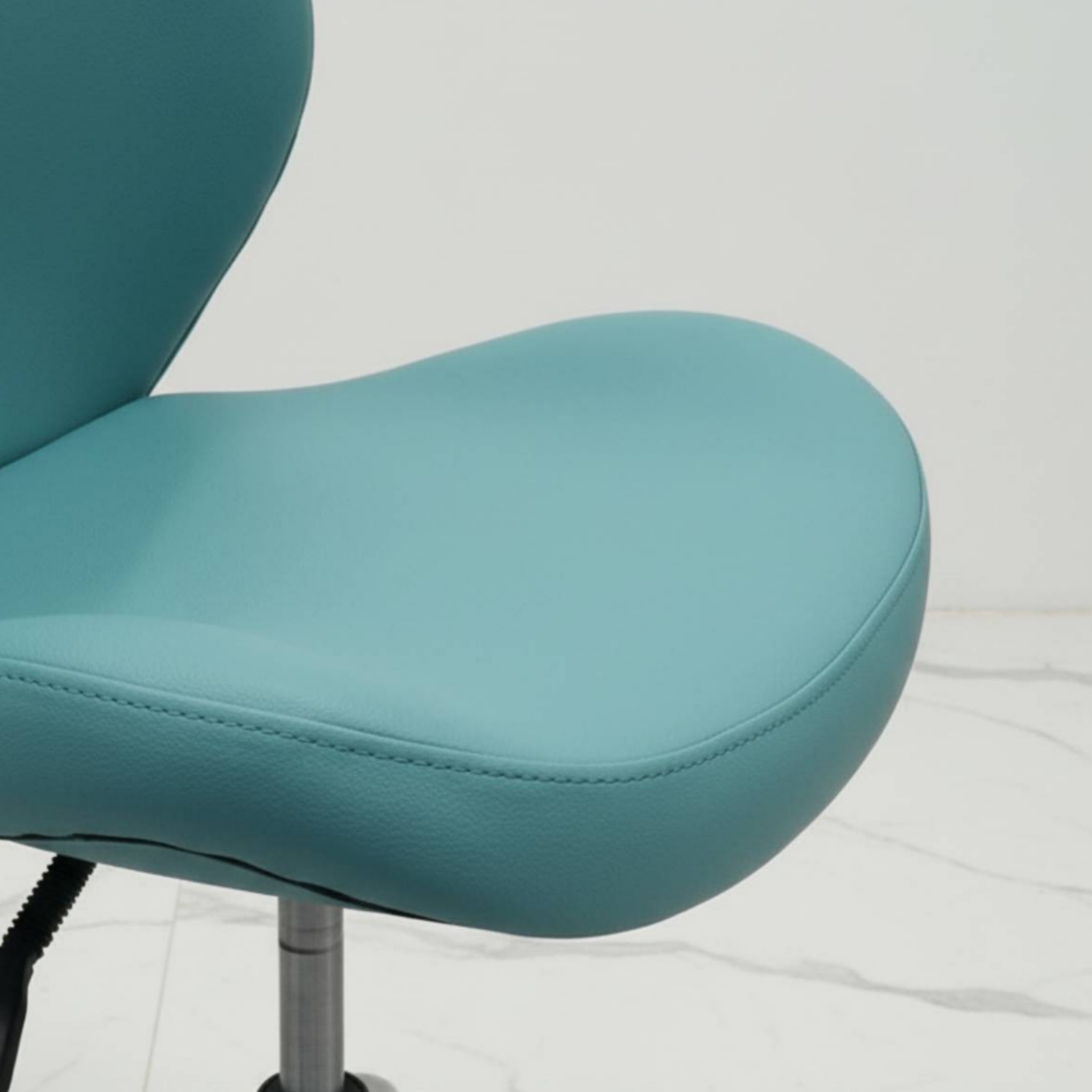 Fauteuil pivotant rembourré, c - Office Furniture And Desks avis et prix